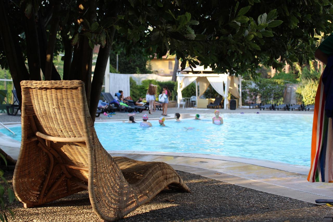 Nicotel Pineto Castellaneta Marina Exterior foto